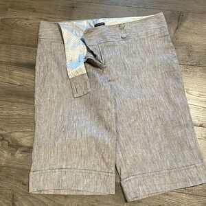 Woman’s shorts